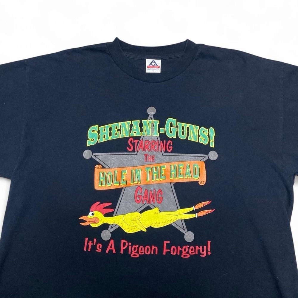 Vintage shenani guns starring tge hole in the head graphic funny black tshirt